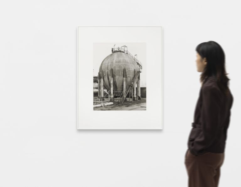 Bernd & Hilla Becher
Gas Tank, Frankfurt/H&ouml;chst, D, 1992