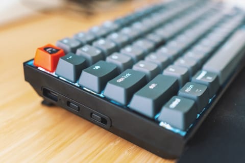 Keyboard from the left angle