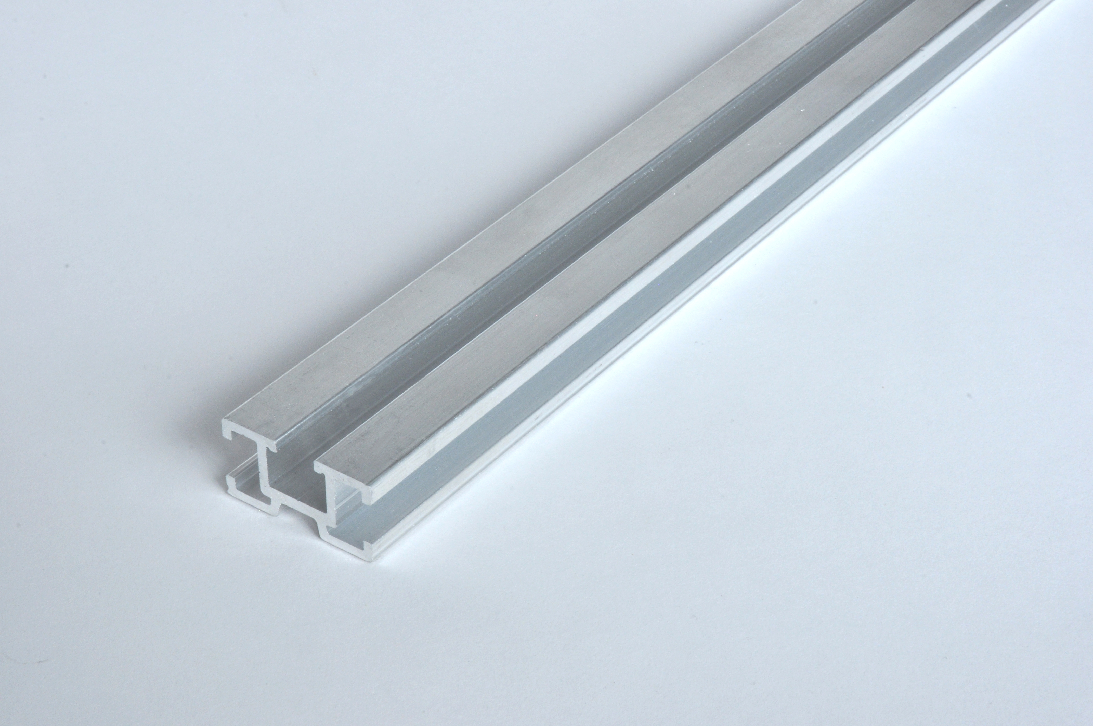 IsoBouw Alu M8 adapter doos 10 st