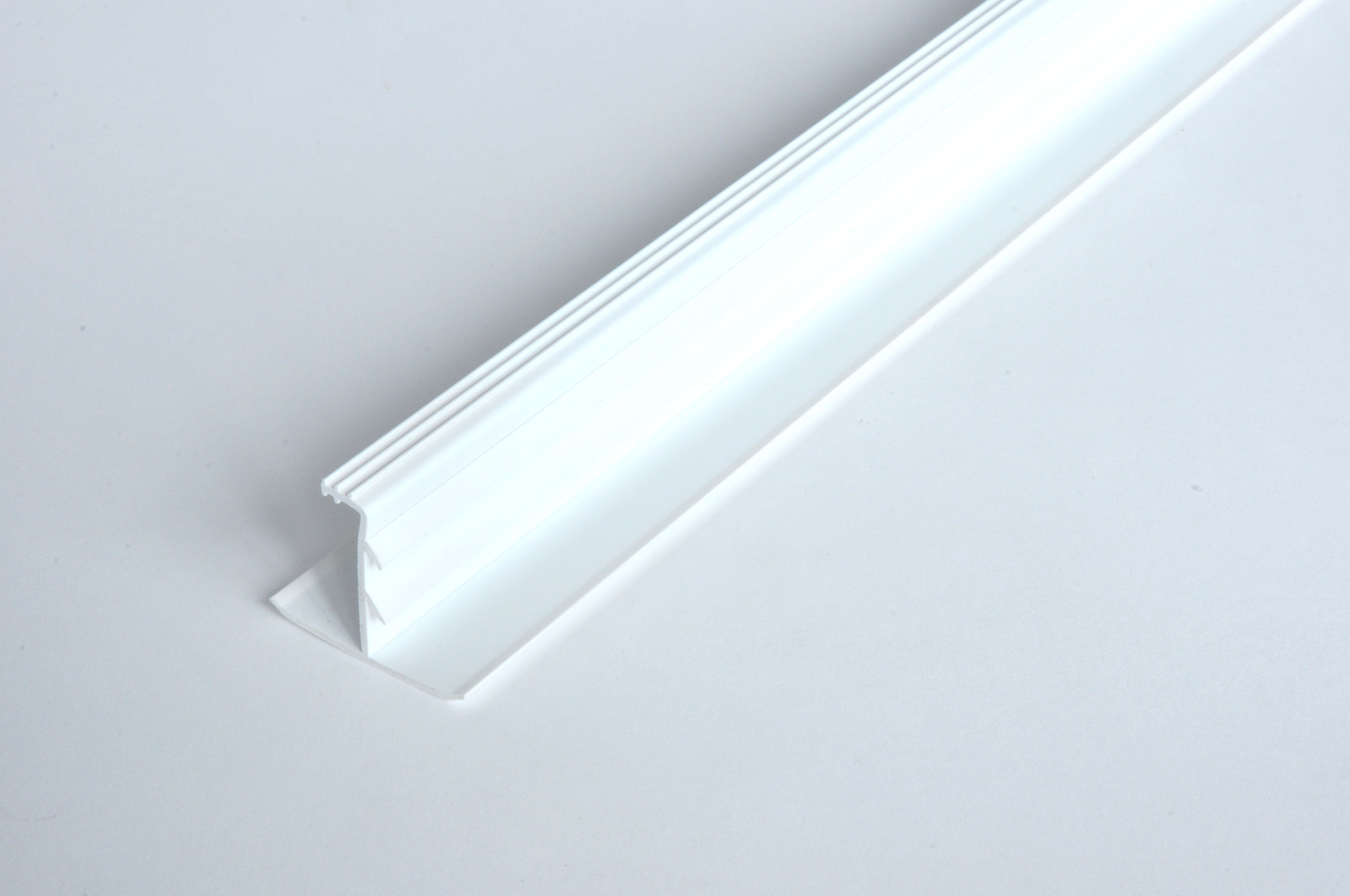 IsoBouw Deco naadprofiel Lengte = 2,6 m1