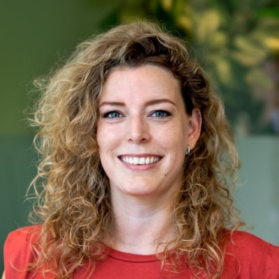 Photo of Samantha Prins