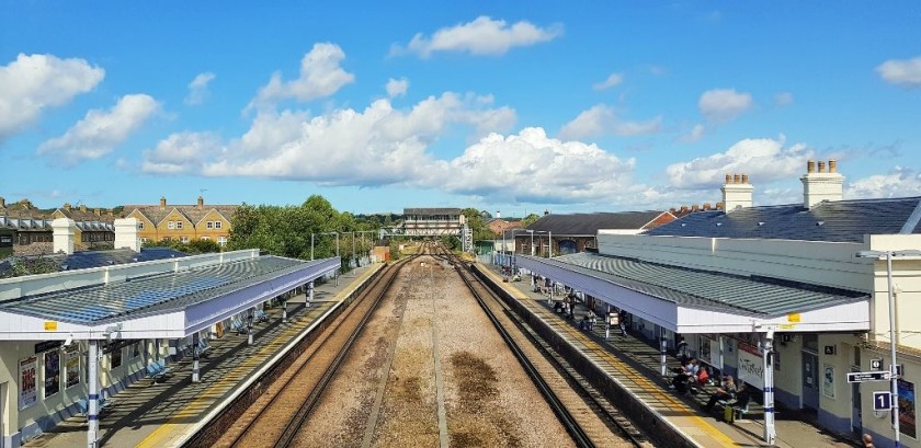 Platform 1, used by trains heading to London is on the right.