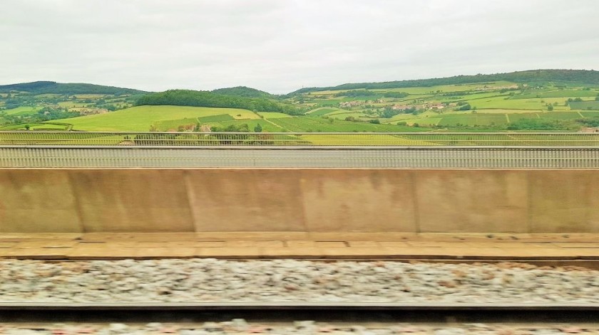 A disadvantage of sitting on the lower deck is that sound barriers often obstruct the views