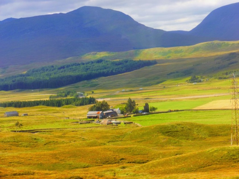 Heading north from Crianlarich station