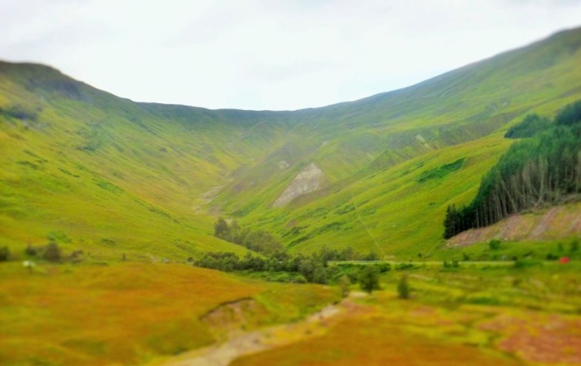 The railway follows a horseshoe curve north of Tyndrum - this is the view looking right