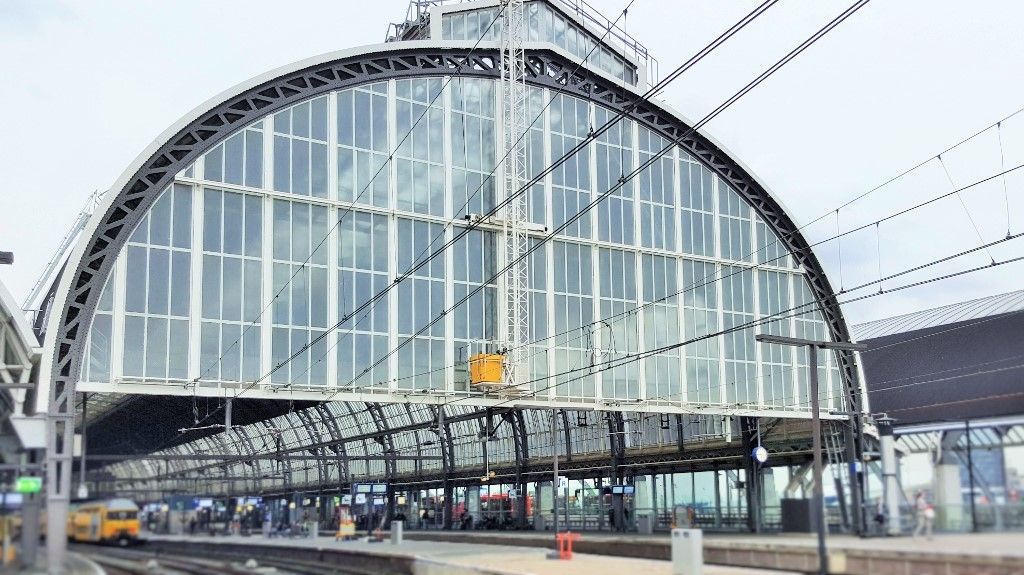 This Eurail and InterRail Pass itinerary starts and finishes in Amsterdam