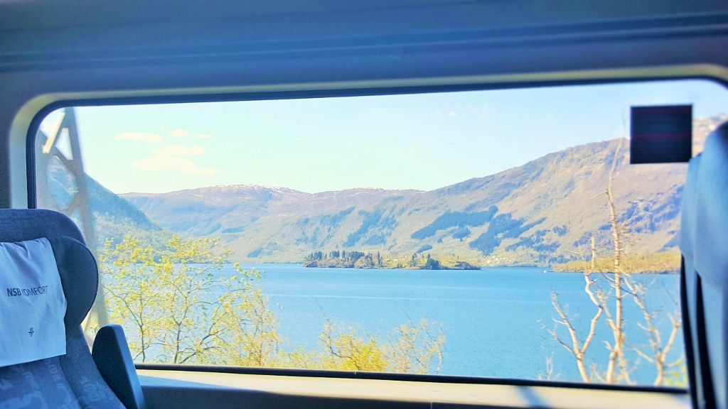How to use rail passes in Norway