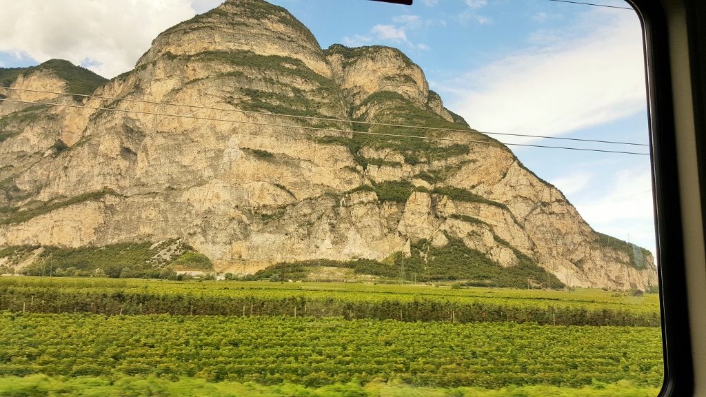 From Munich to Italy by train