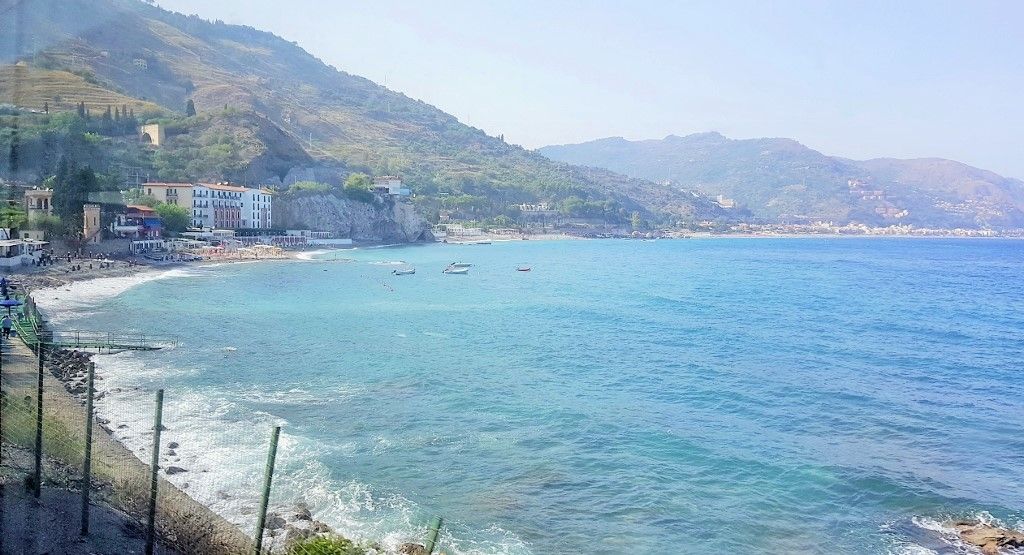 travel from taormina to naples