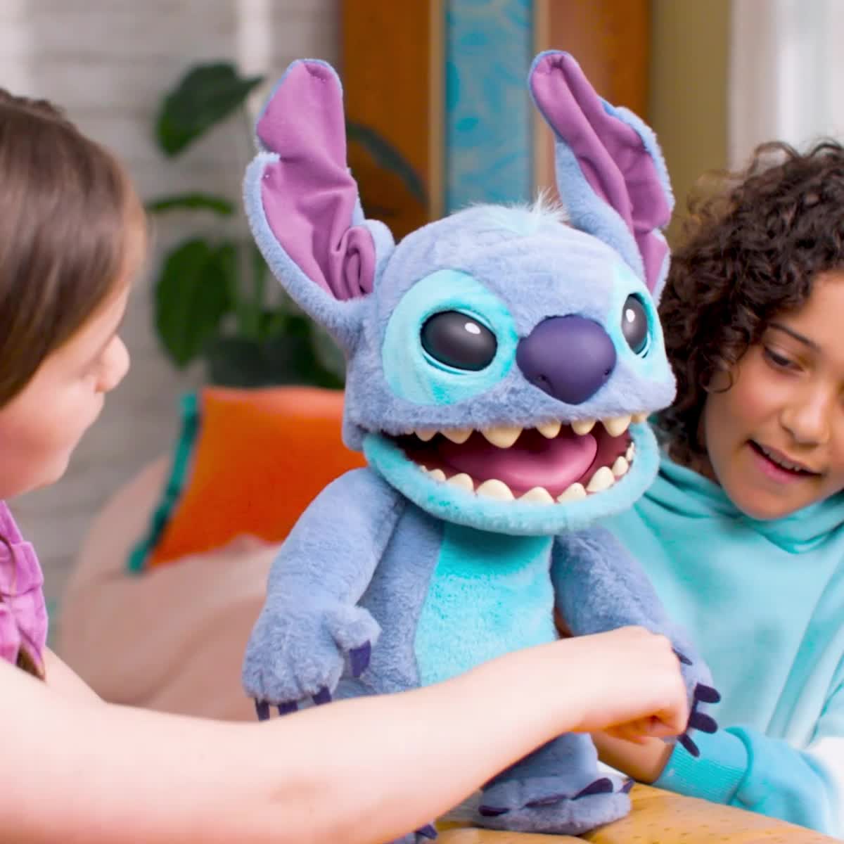 Disney Stitch Puppetronic by RealFX Interactive Toy