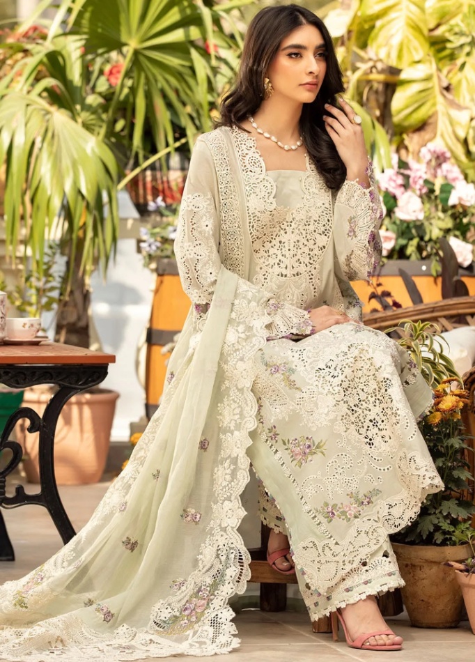 Elaf Winter Luxury Dhanak Embroidered 3 Piece Suit