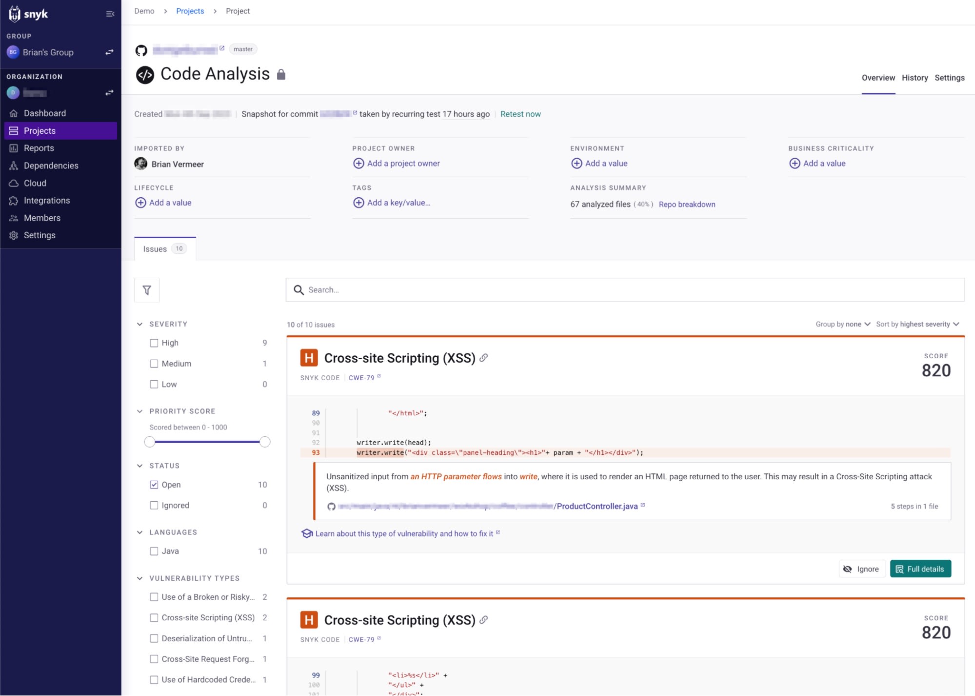 Snyk Code Analysis dashboard showing Cross-site Scripting (XSS) vulnerabilities, Java code, severity filters, and issue scores.