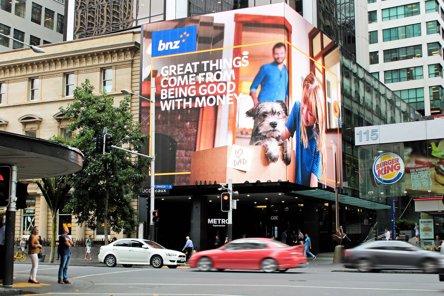 JCDecaux nabs royal spot on Queens Rise - stoppress.co.nz