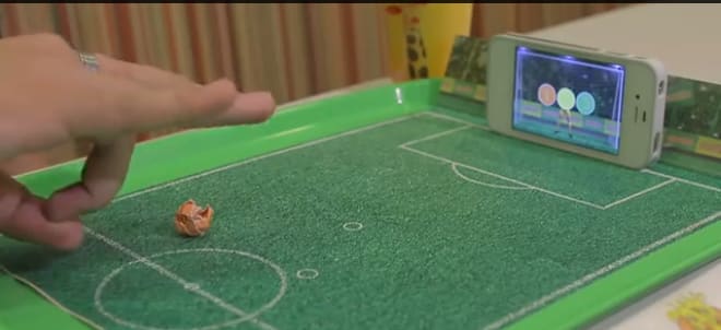 Brazilian fast food chain's smartphone app converts a placemat into a ...