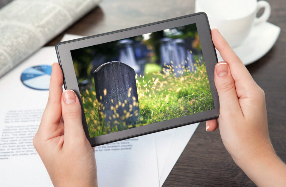 Fresh blood for the funeral industry DIY interment gets a web 2.0