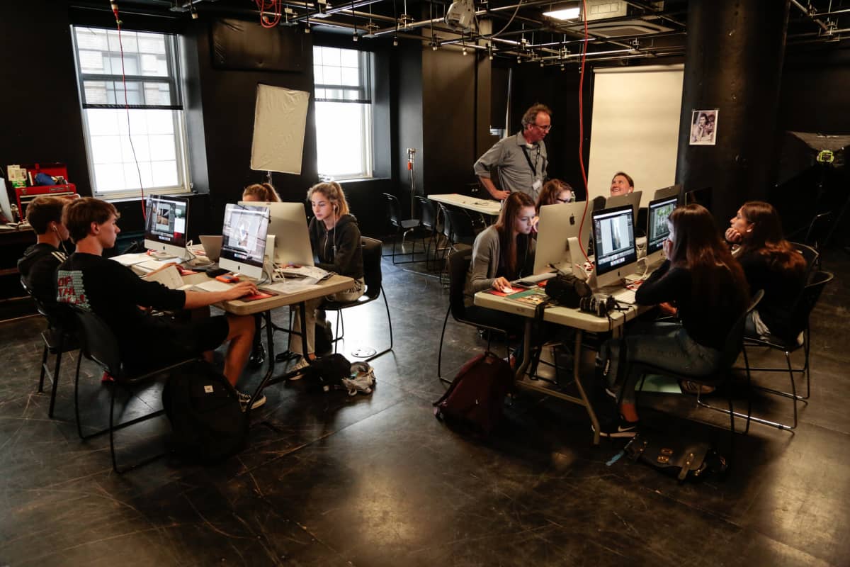 Students learn Lightroom