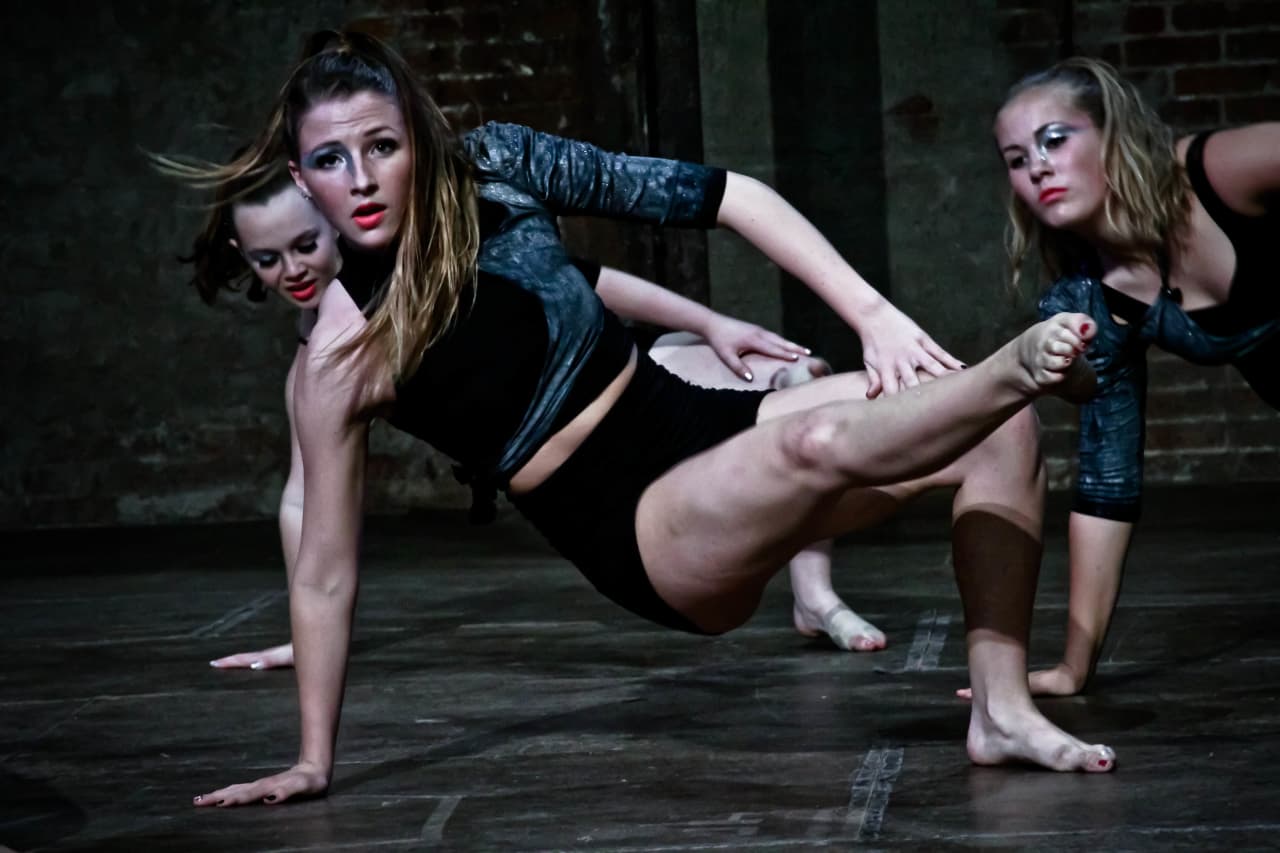 Advanced Dance Intensive Dancers and Choreographers