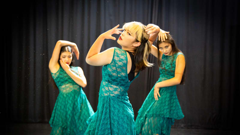 Teen dancers in studio