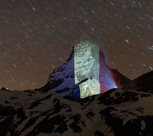 « La Lumière - c’est l’espoir. » Récit d’un projet de light art en réponse à CoVid-19