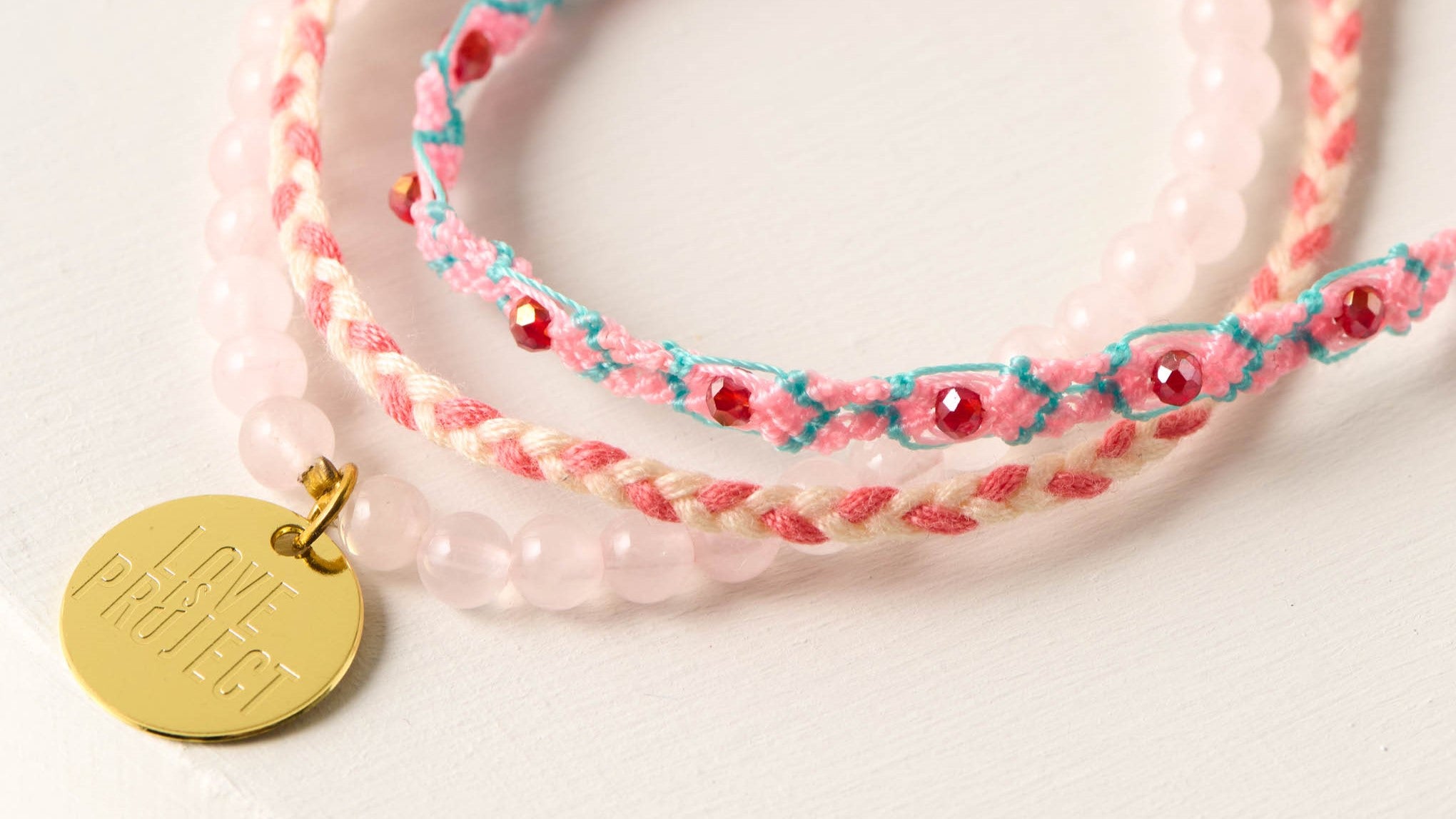 Magnolia Mamas : DIY Tassel Bracelets for Valentine's Day