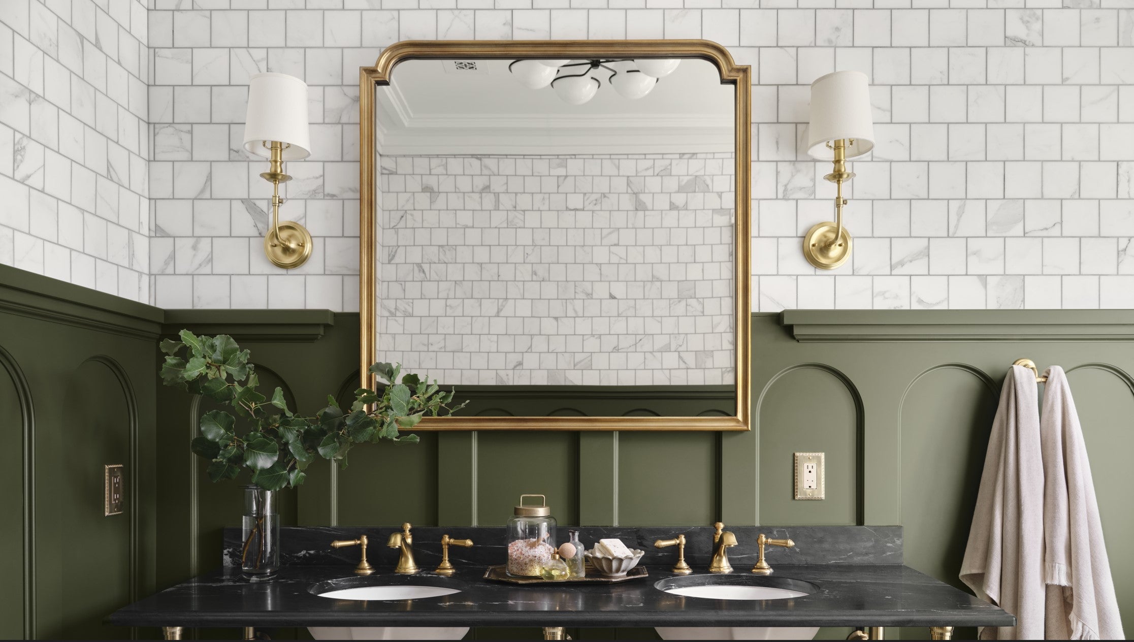 bathroom mirrors and medicine cabinets