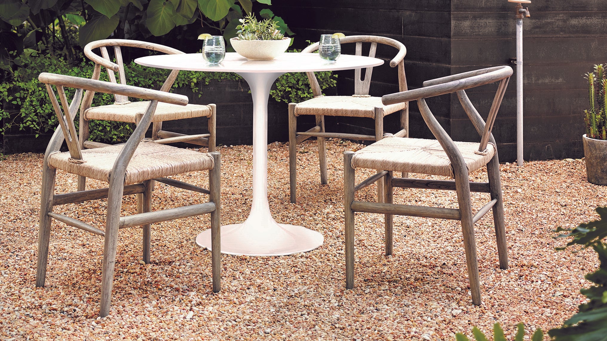 Outdoor Dining Furniture