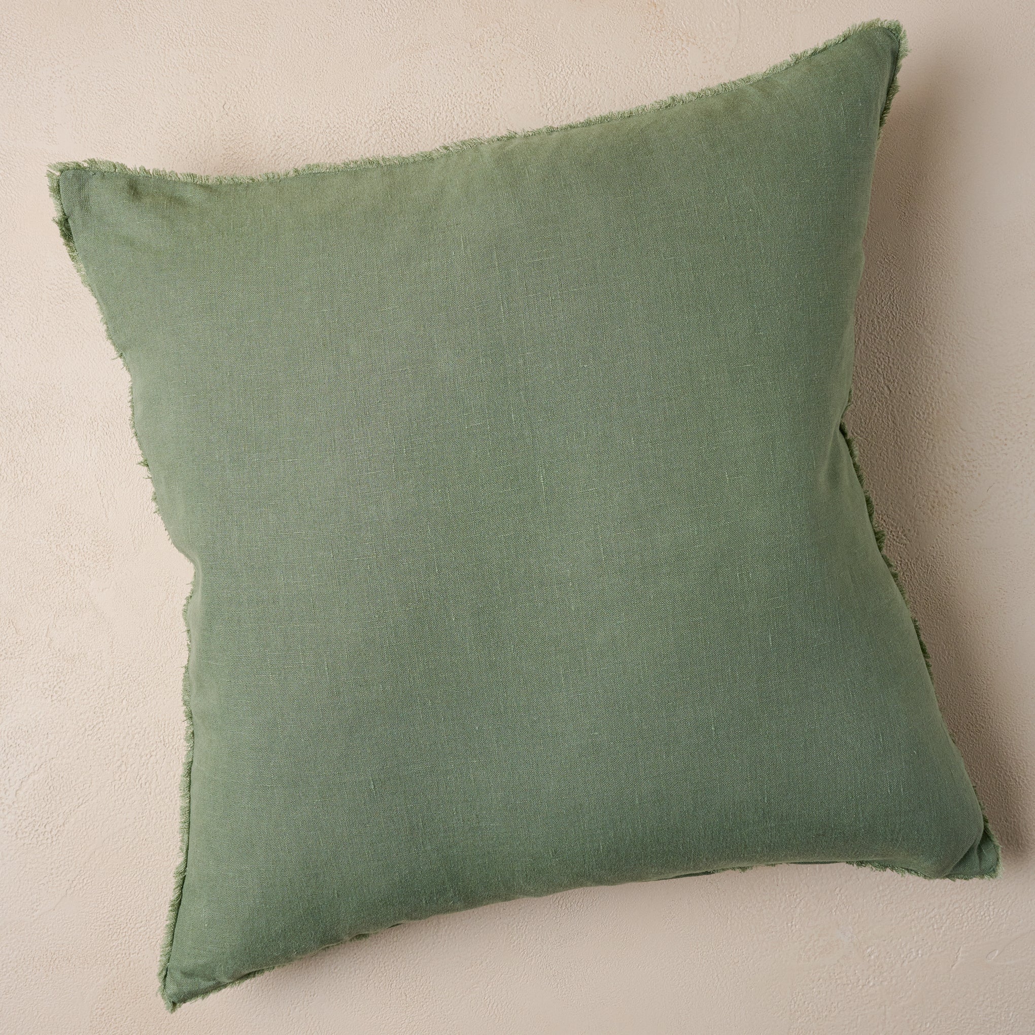 Throw Pillow Combinations + How to Arrange Pillows Like a Pro - Caitlin  Marie Design