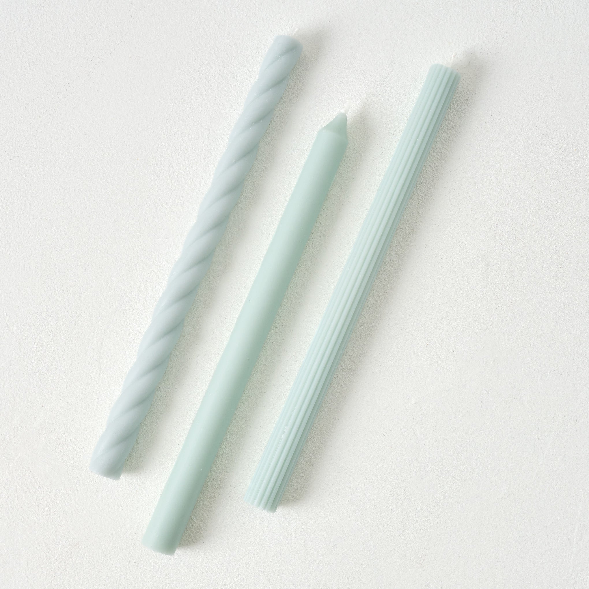 Assorted Light Blue Taper Candle Set