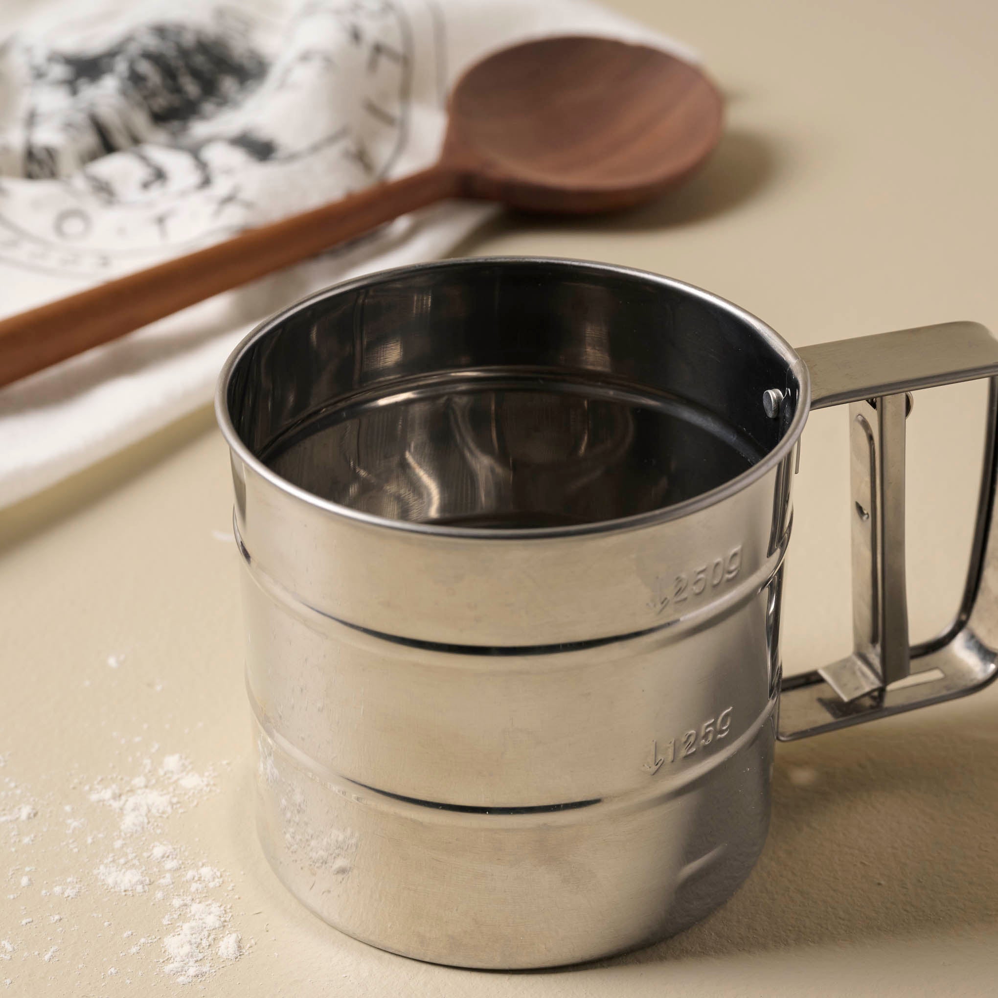 Magnolia Flour Sifter