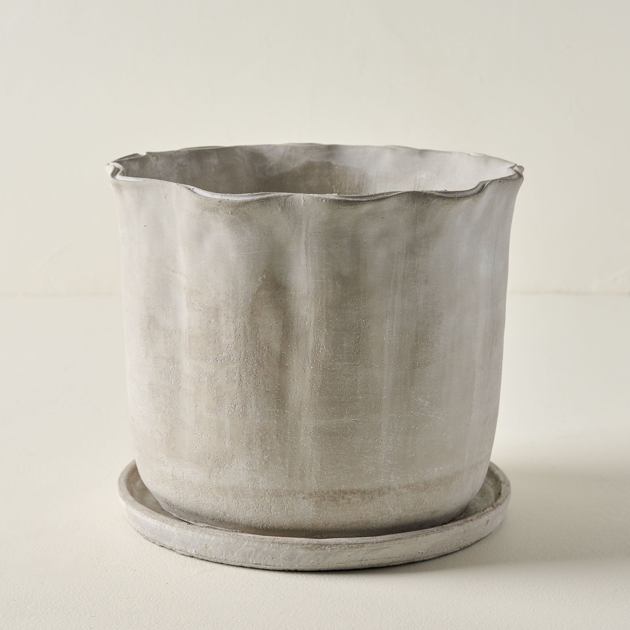 Alice Scalloped Cement Planter