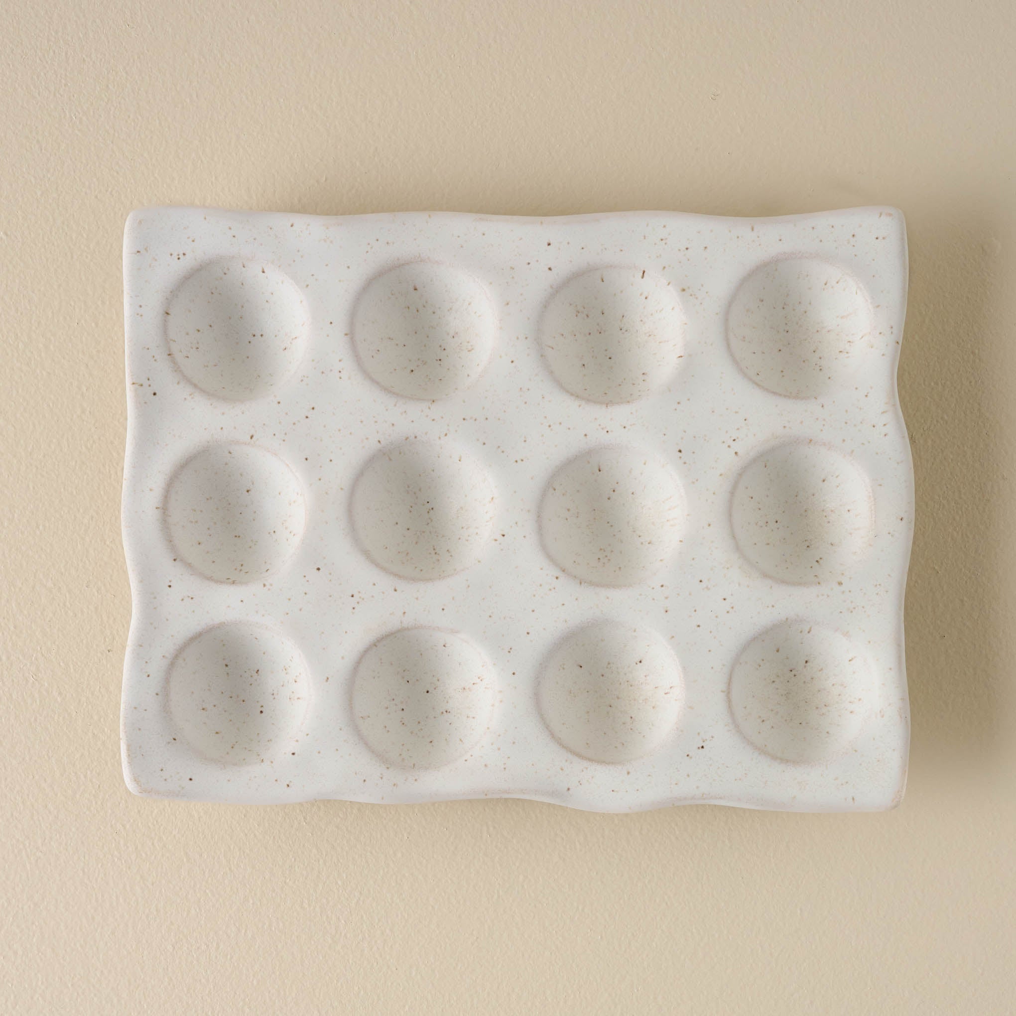 Madeline Ruffle Egg Tray