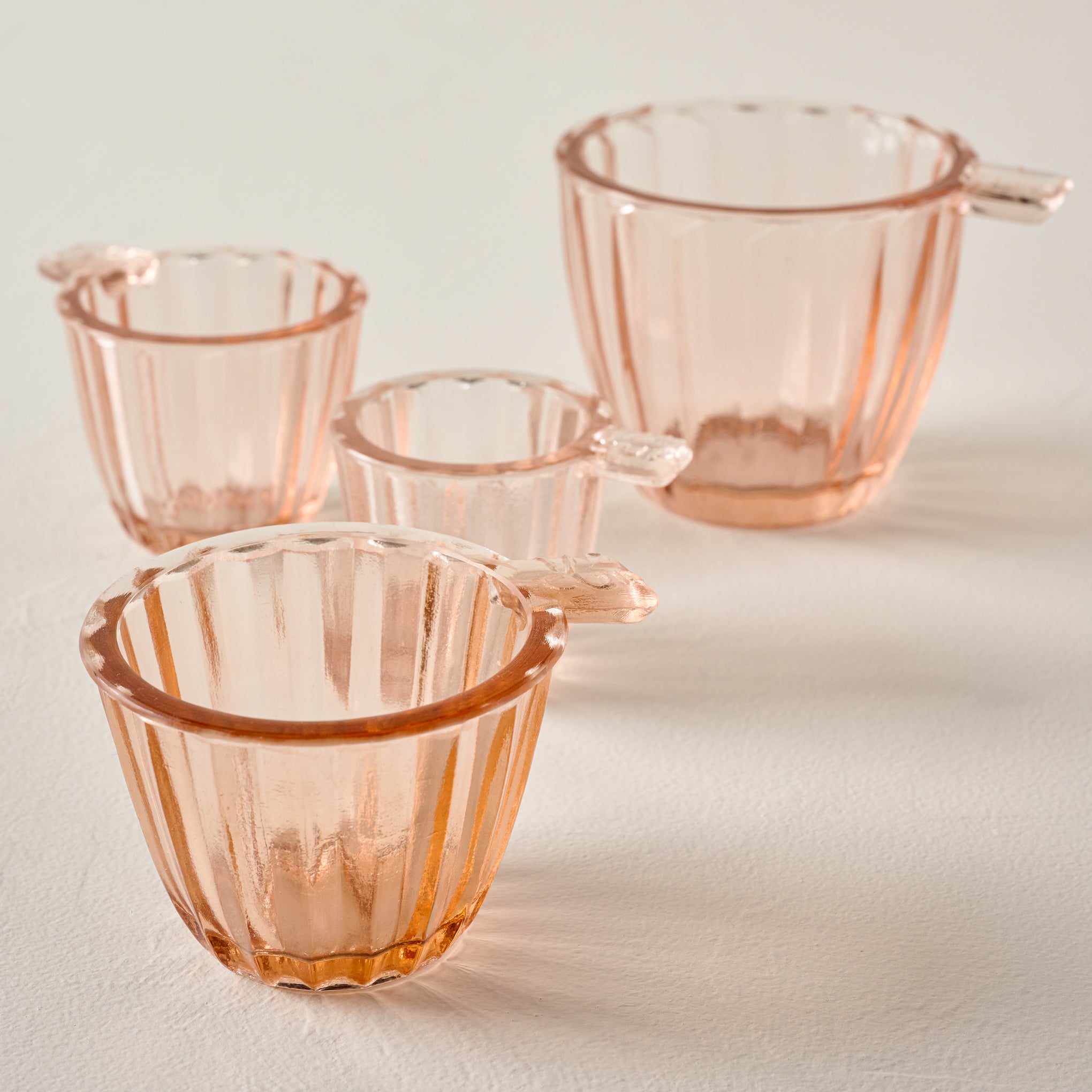 Blush Glass Measuring Cup Set - Magnolia