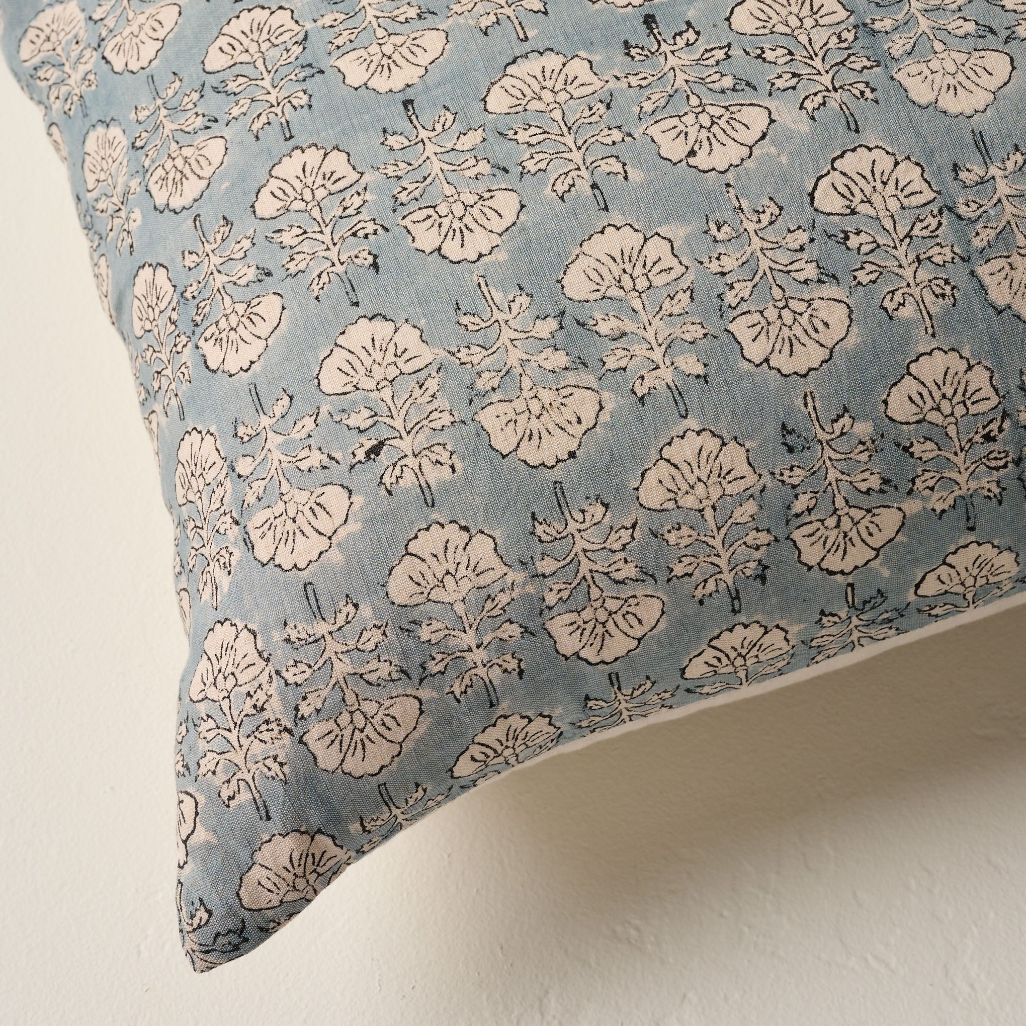 Silver lumbar pillow 2025