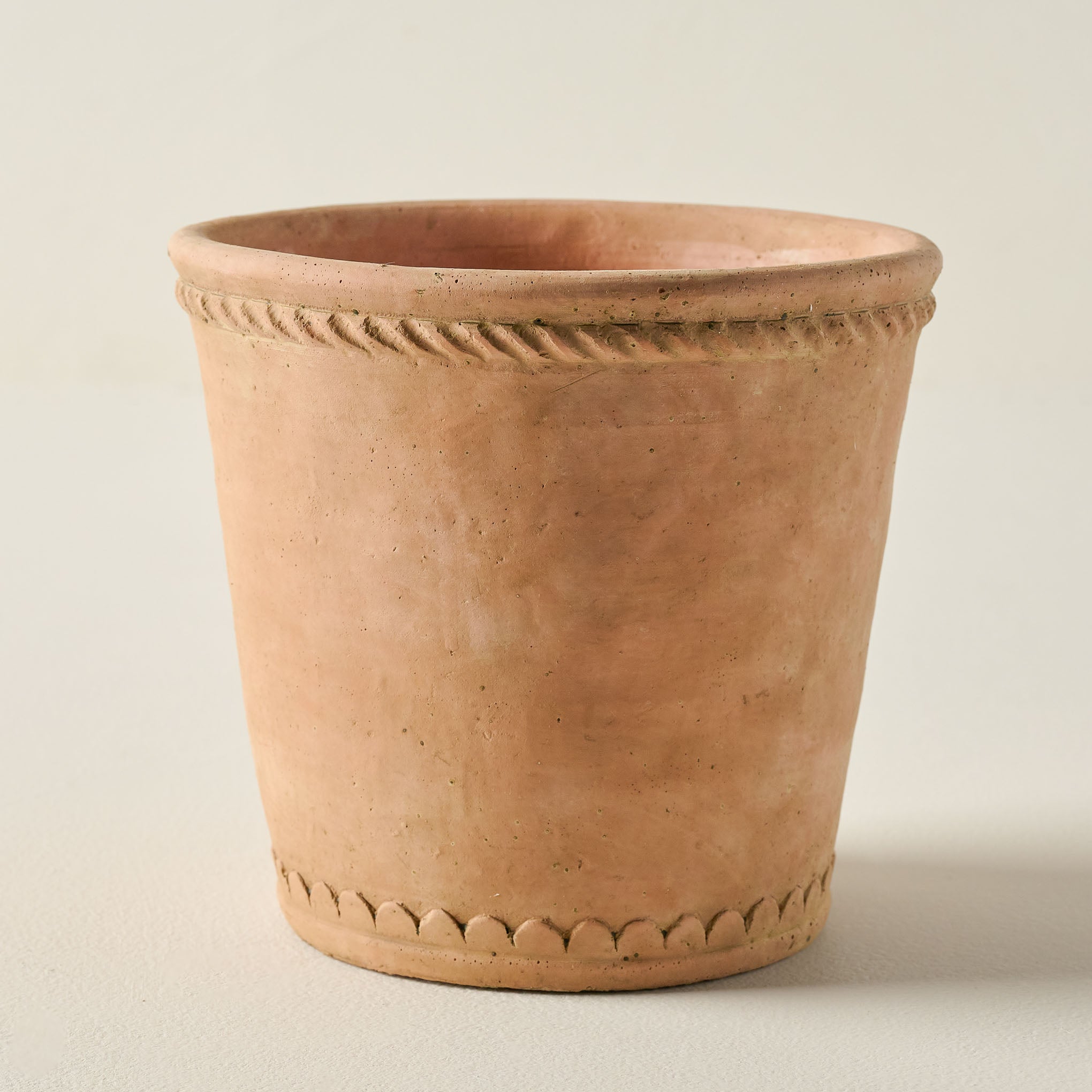 Terracotta Garden Roped Edge Pot