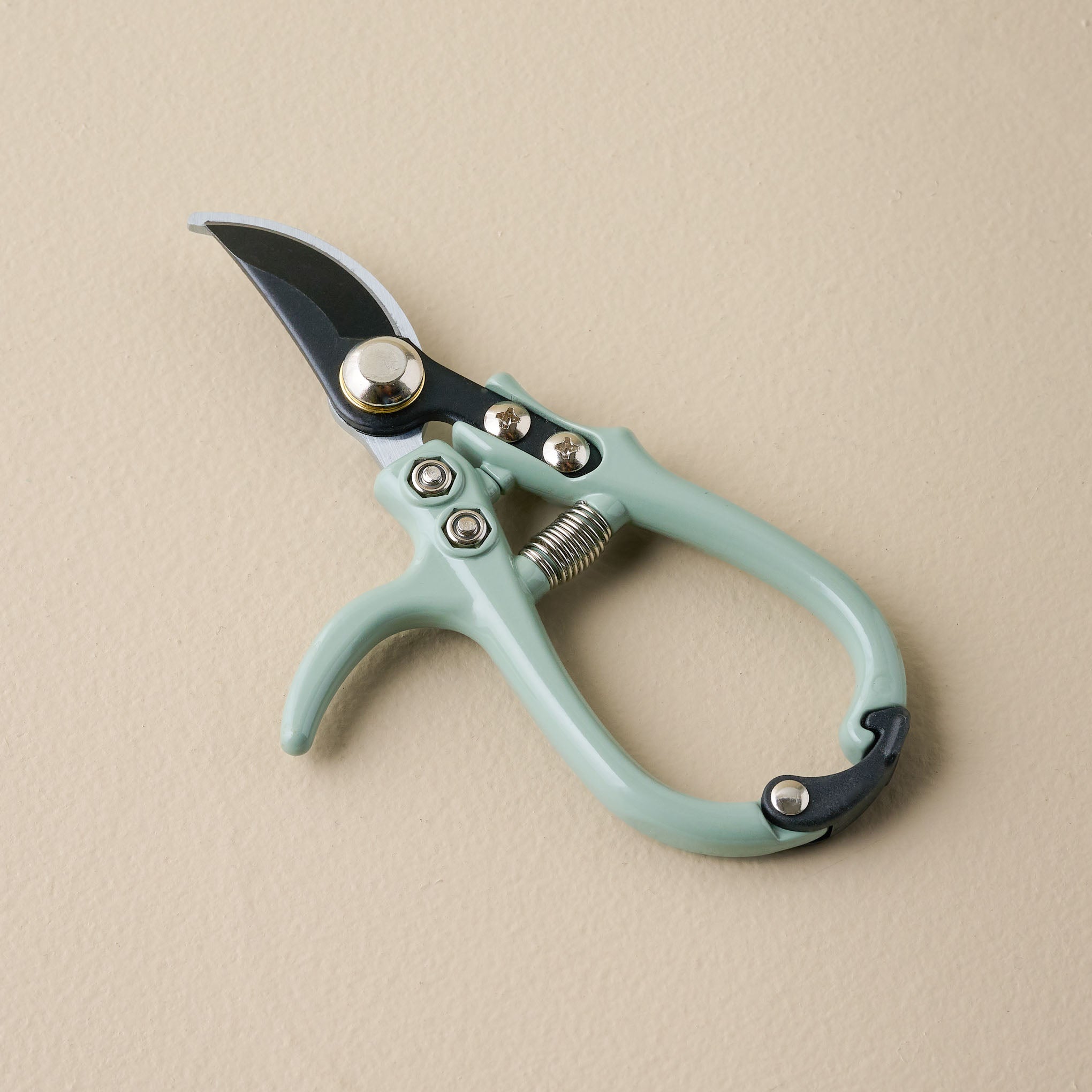 Pale Mint Pruners