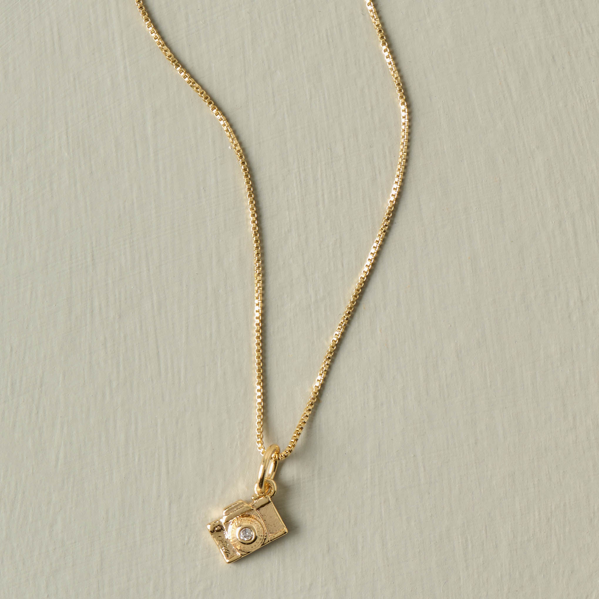 Golden Key Chain Necklace - Magnolia