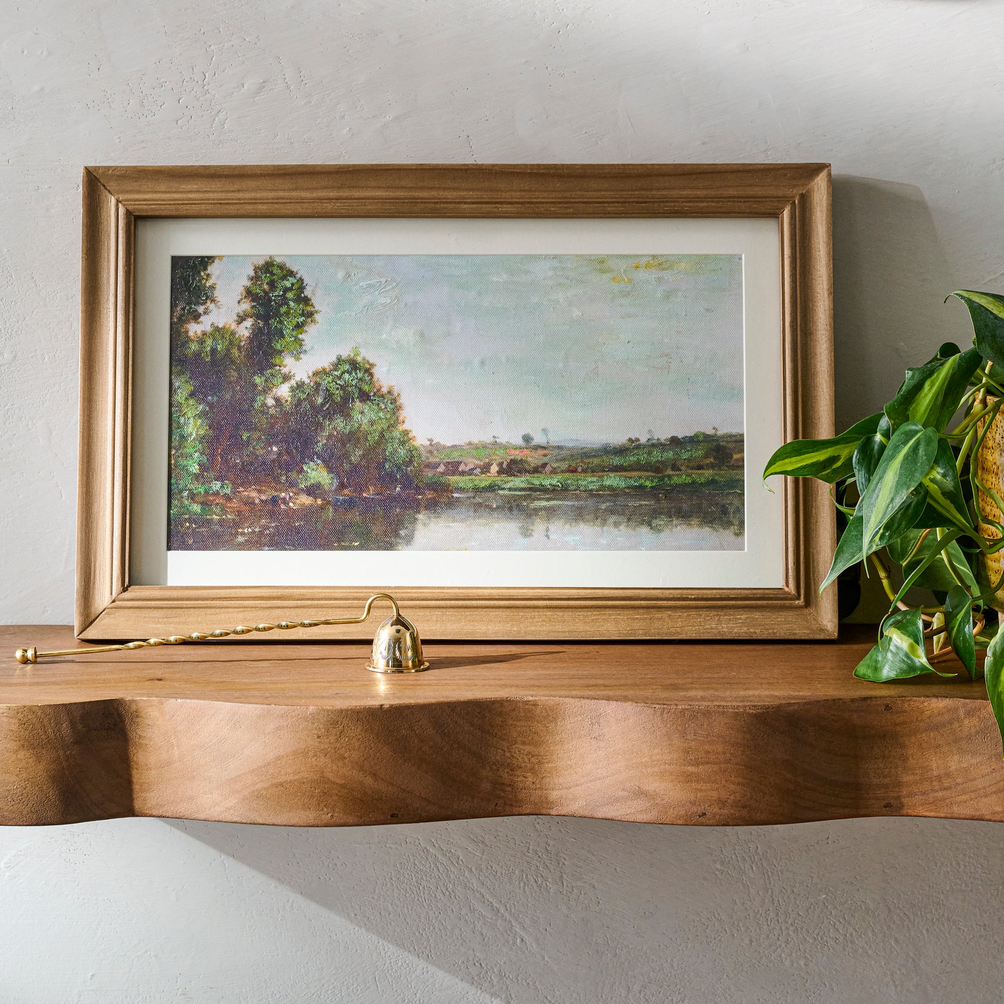 16" Vintage Lakeside Study on a curved shelf