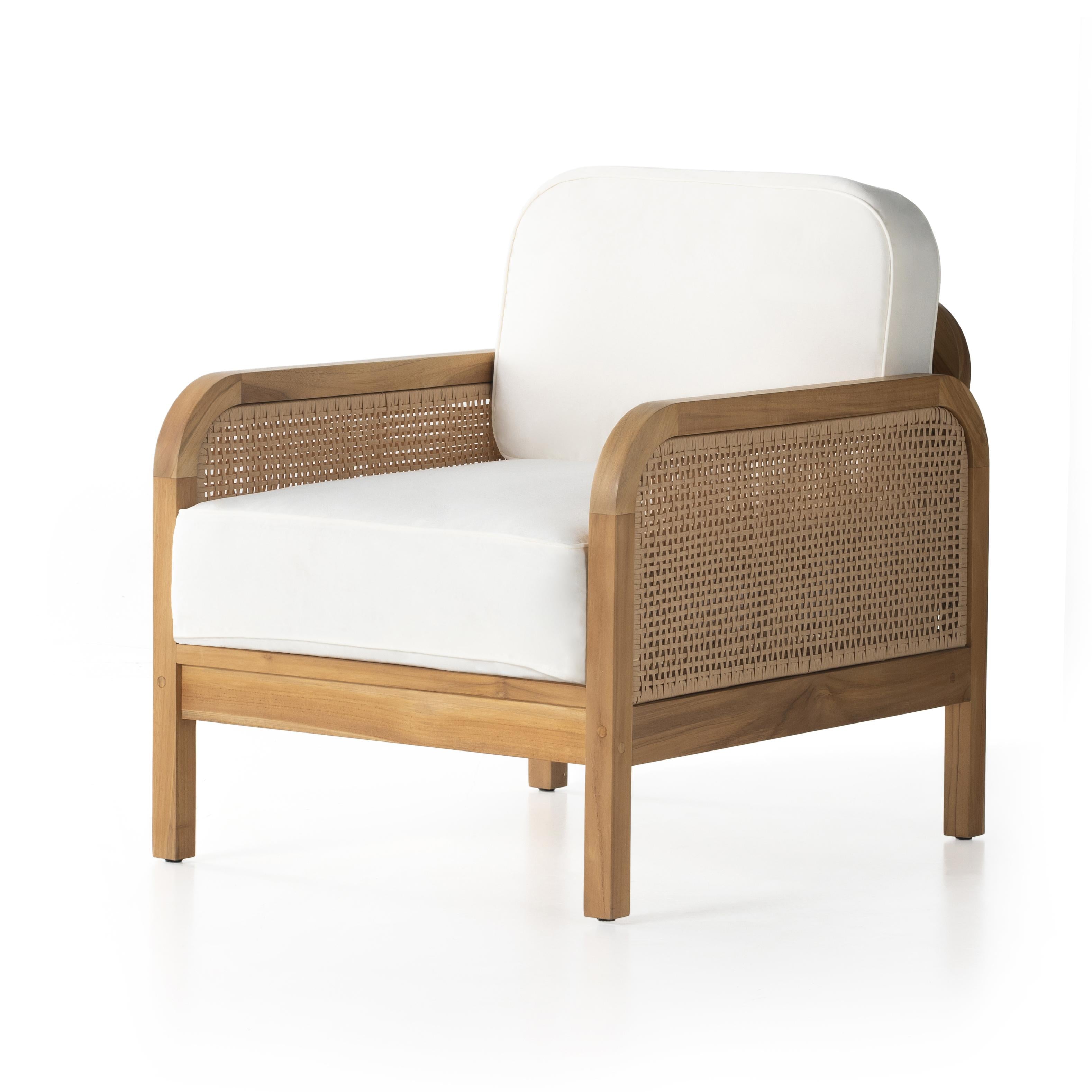 Rivera Outdoor Chair angled