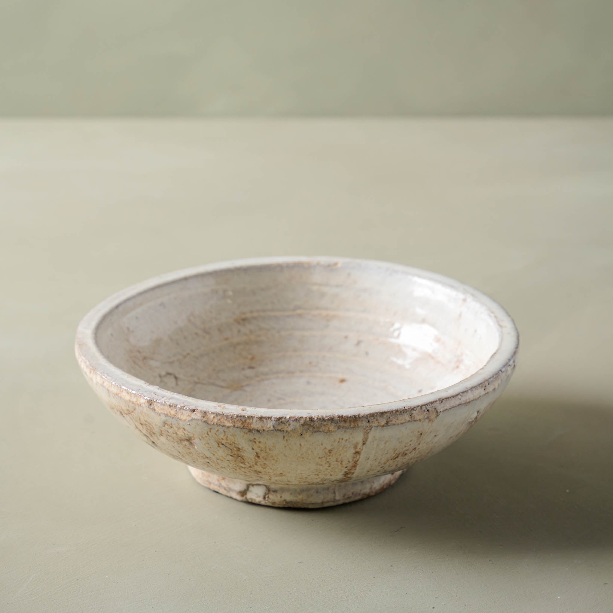 Rustic cream accent bowl in small size. 