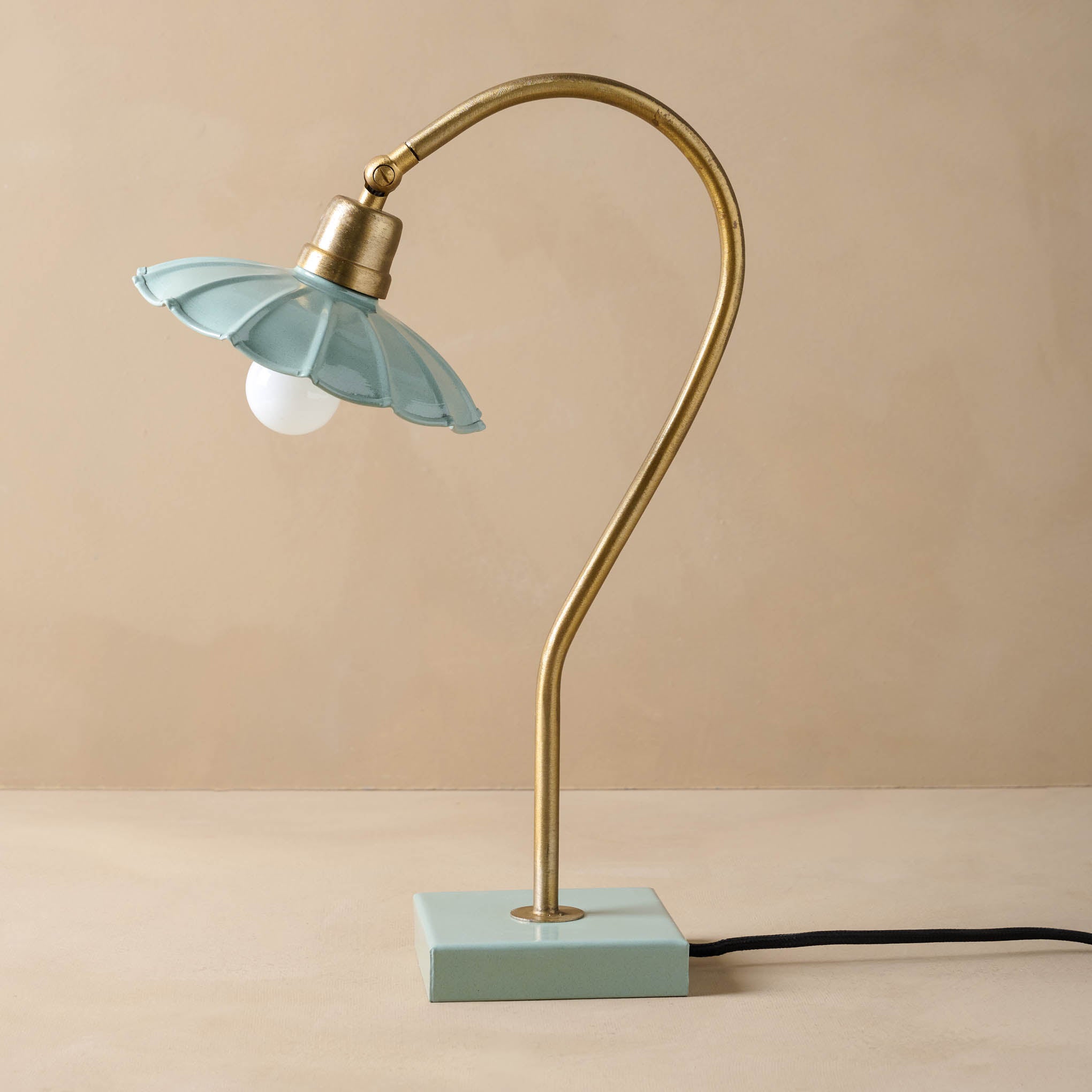 Lulu Enamel Petal Lamp