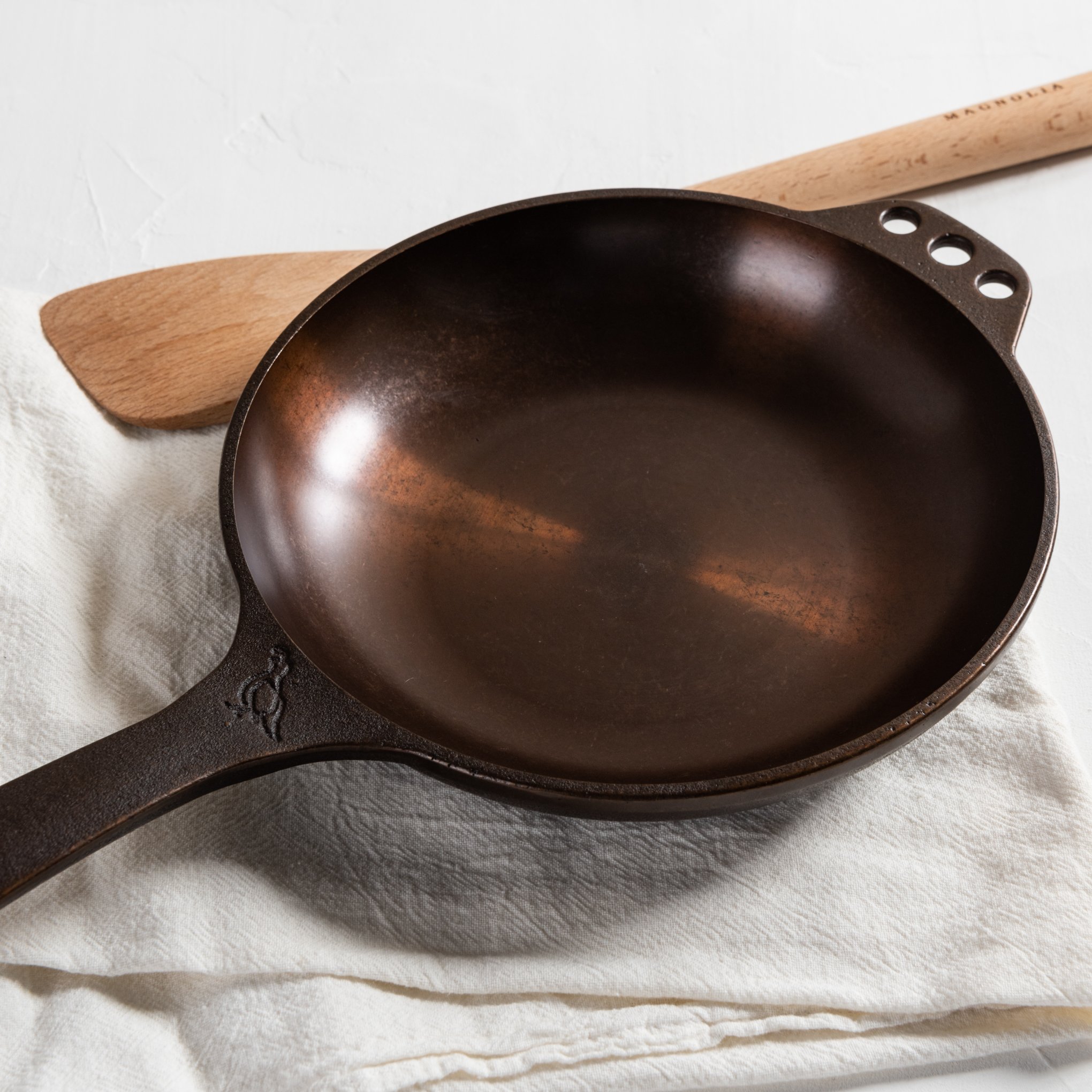 Smithey Cast Iron Chef Skillet (No. 8)