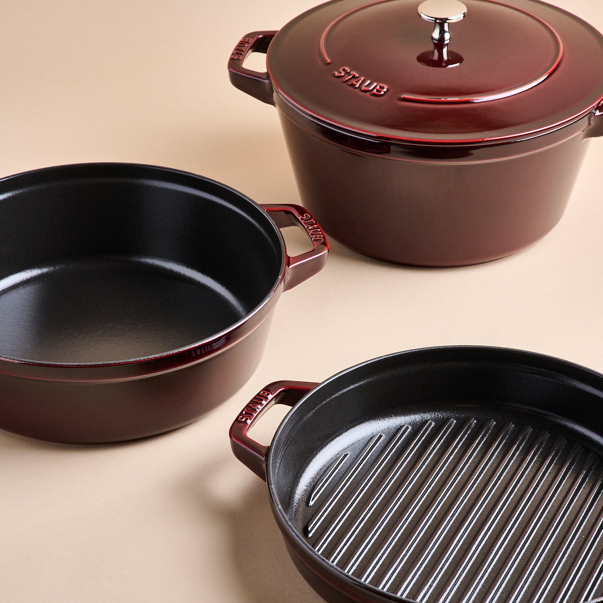 https://res.cloudinary.com/social-upload-prod-media-cld/image/upload/shopify/1/0207/8508/products/Staubstackable4pcset.jpg?v=1667323595