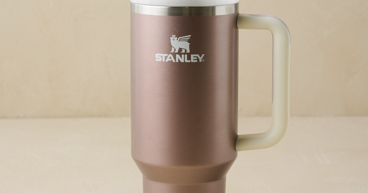 Stanley Adventure Quencher 40oz Tumbler - Magnolia