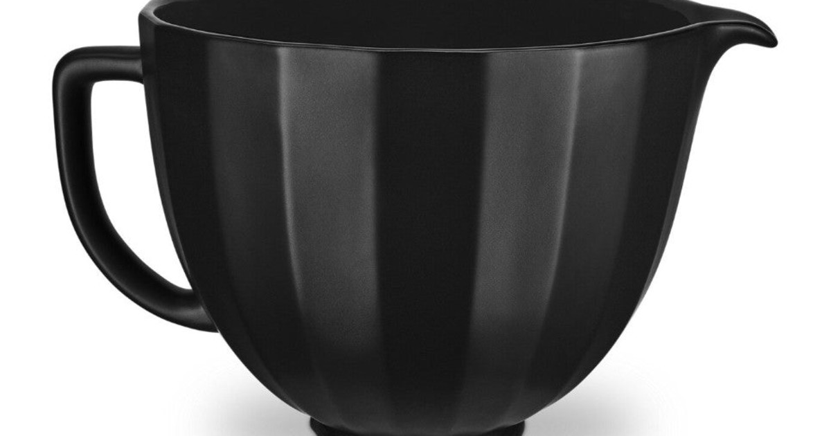 KitchenAid 5 Quart Black on Smooth Ceramic Bowl, KSM2CB5BB