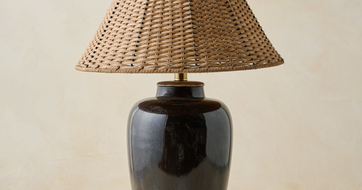 Cupola Table Lamp - Magnolia