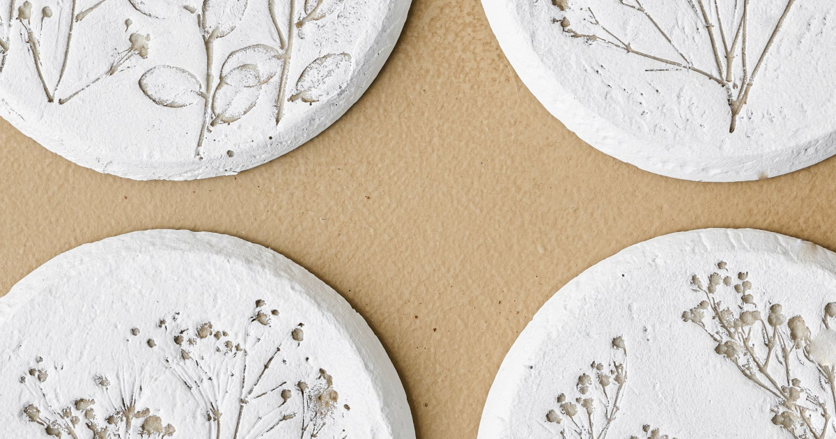 Pressed Flower Plaque Coasters by Magnolia