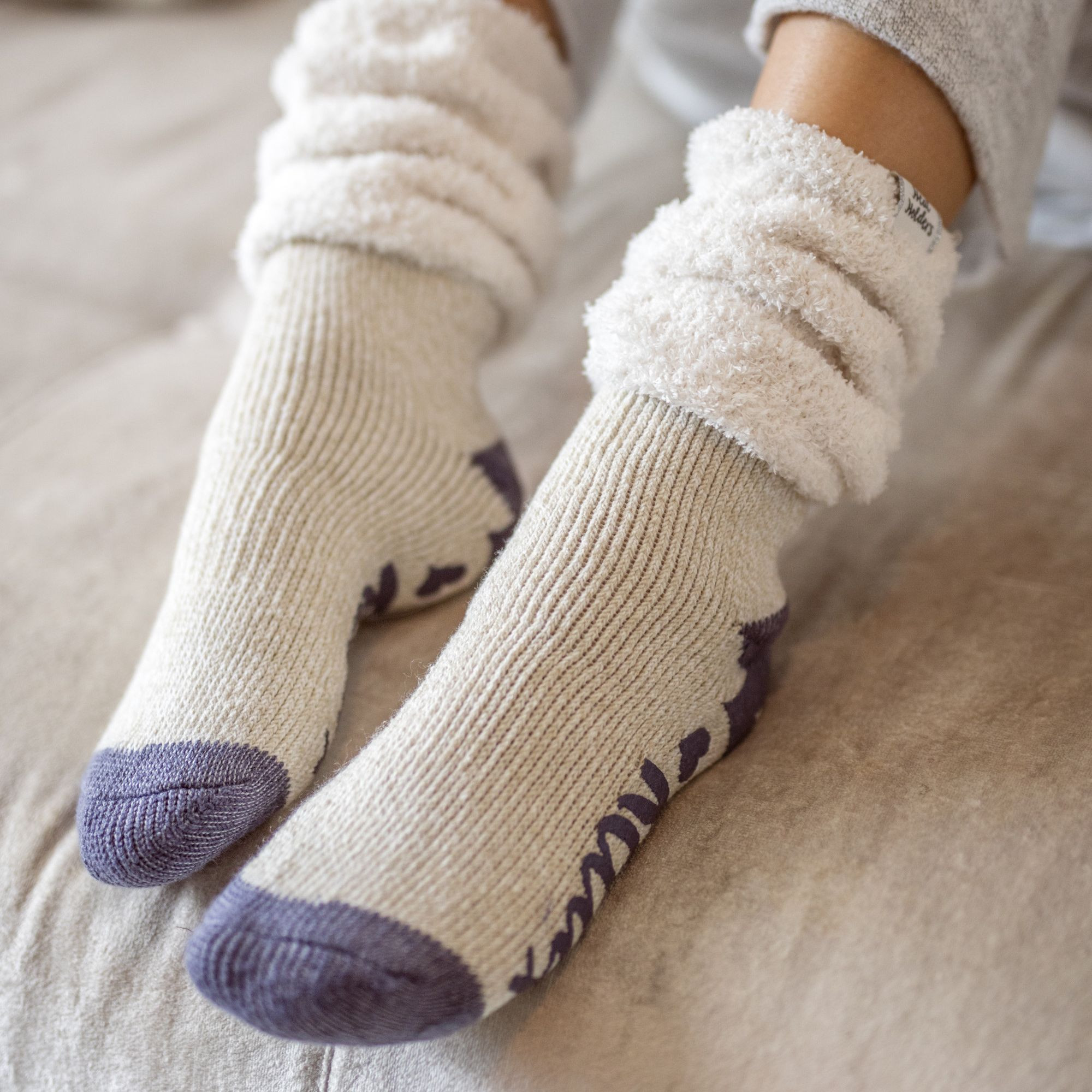 Ladies Fluffy Slouch Top Non Slip Thermal Bed Socks - Picture 20 of 21