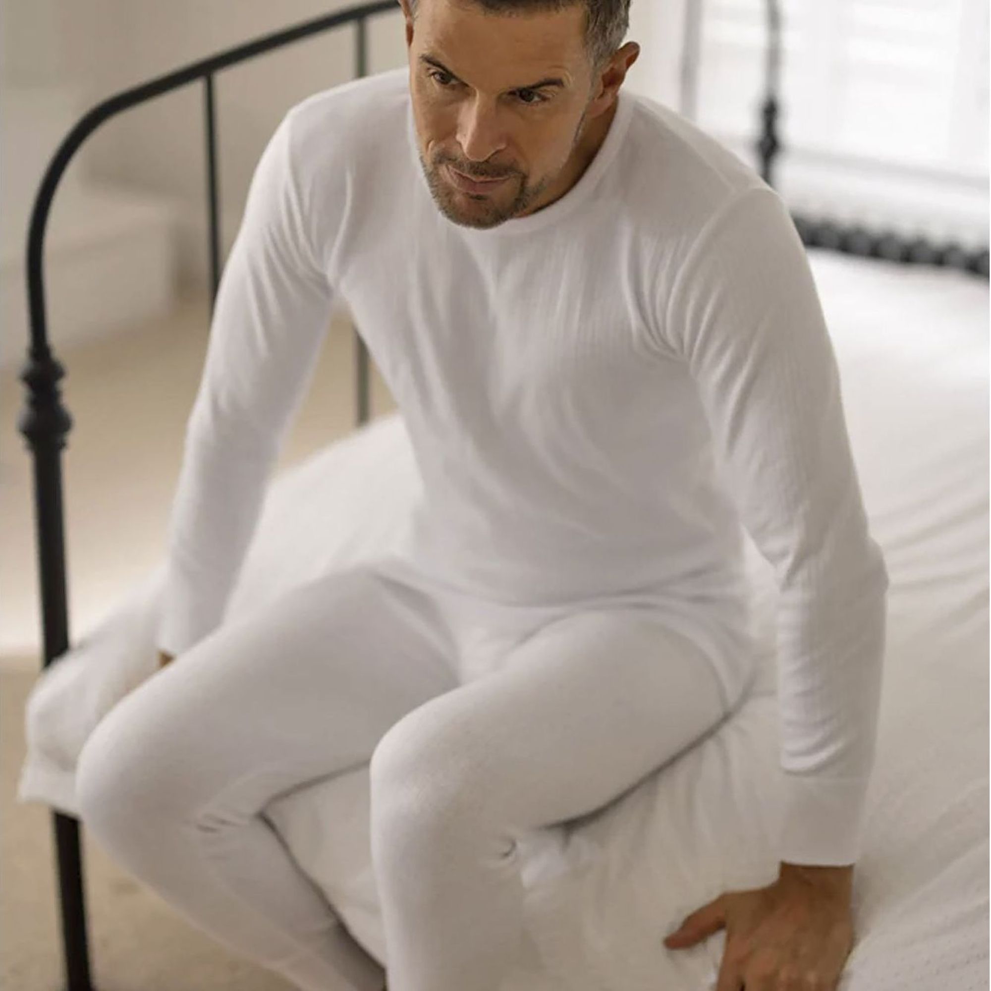 Winter Men's Thermal Underwear Set: Top and Long Johns - Picture 9 of 11