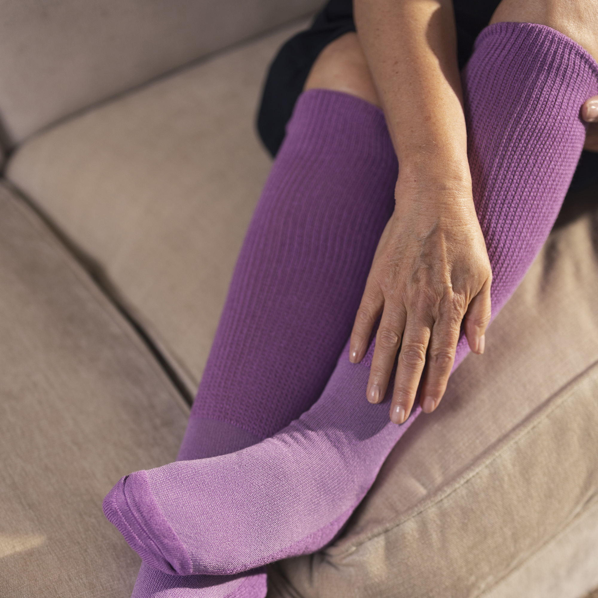 3er Pack Kniestrümpfe Diabetiker Socken Ohne Gummi für Geschwollene Füße | IOMI - Bild 26 von 26