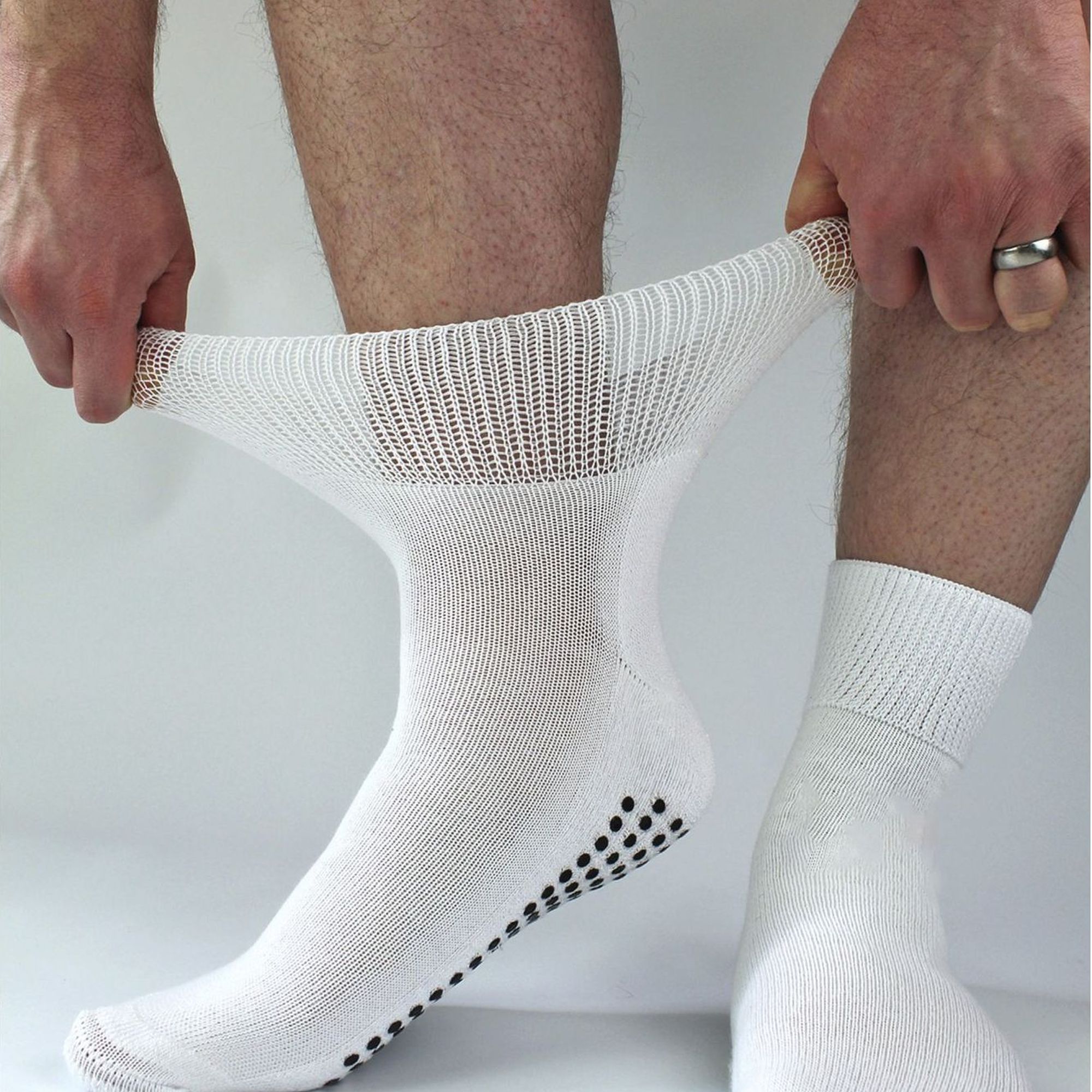 4 Pack Non Slip Diabetic Ankle Socks | Dr.Socks | Wide Bamboo Socks With Grips - Picture 8 of 11